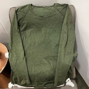 Lulu Lemon Swiftly Top